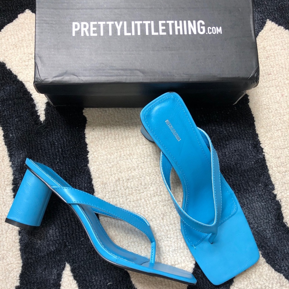 square toe heels